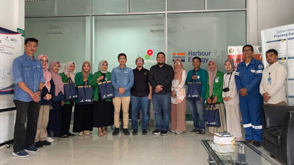 Penerima Beasiswa Energy Untuk Bangsa bersama SKK Migas dan Harbour Energy