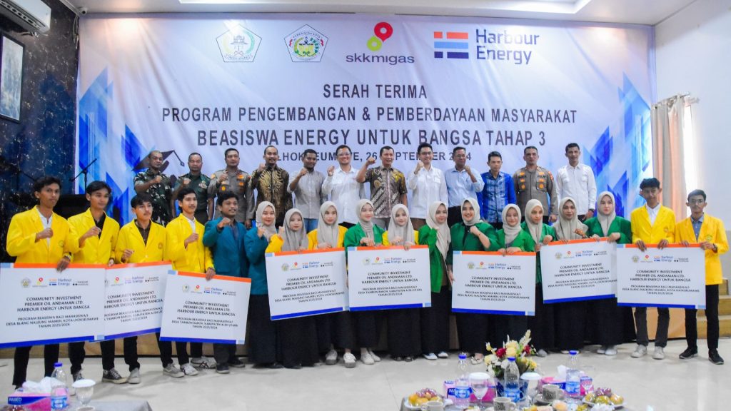Penyerahan Program Beasiswa Energy Untuk Bangsa Tahun 2024